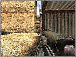 Wróć teraz do przejścia podziemnego i ruszaj nim przez korytarz na drugą stronę - Jasper Heart - Opis (1) - Misja 3 - Tom Clancys Rainbow Six 3: Athena Sword - poradnik do gry