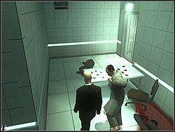 Znajdziesz się przy stoliku z bronią - Asylum Aftermath - Opis (1) | Misja 1 w Hitman Kontrakty - Hitman: Kontrakty - poradnik do gry