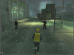 Wyjdź na zewnątrz i udaj się w stronę statku (w prawo po wyjściu z budki) - Deadly Cargo - Opis (1) | Misja 6 w Hitman Kontrakty - Hitman: Kontrakty - poradnik do gry