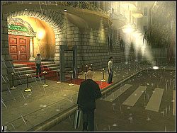 Biegnij w stronę głównego wejścia - Traditions of the Trade - Opis (1) | Misja 7 w Hitman Kontrakty - Hitman: Kontrakty - poradnik do gry