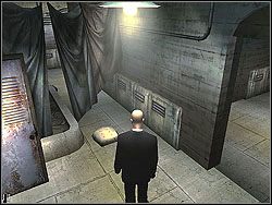 Skorzystaj z windy i zjedź nią do piwnic - Lee Hong Assassination - Opis (1) | Misja 11 w Hitman Kontrakty - Hitman: Kontrakty - poradnik do gry