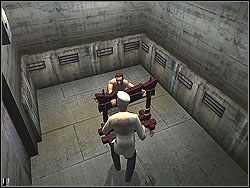 Przejdź w prawo, skradając się po cichu i wejdź w pierwsze z kolei drzwi z prawej - Lee Hong Assassination - Opis (2) | Misja 11 w Hitman Kontrakty - Hitman: Kontrakty - poradnik do gry