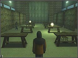 Wejdź do środka i zajrzyj za parawan z prawej - The Bjarkhov Bomb - Opis (2) | Misja 3 w Hitman Kontrakty - Hitman: Kontrakty - poradnik do gry