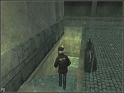 Uważaj na patrolującego ten teren policjanta - Deadly Cargo - Opis (2) | Misja 6 w Hitman Kontrakty - Hitman: Kontrakty - poradnik do gry