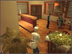 Zejdź powoli na dół i sprawdź, czy kelner rozmawia z żołnierzem, Gdy do niego podejdzie i zacznie konwersację, ponownie zacznij się skradać w kierunku kuchni - The Seafood Massacre - Opis (2) | Misja 10 w Hitman Kontrakty - Hitman: Kontrakty - poradnik do gry