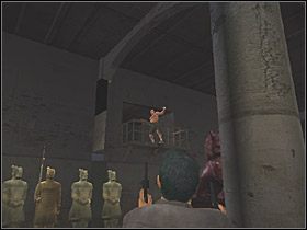 Możesz skorzystać z zawieszonej na kolumnie apteczki, jeśli twoja energia spadła poniżej połowy - Mean Streets zadania 6-9 - Rozdział 2 - True Crime: Streets Of L.A. - poradnik do gry