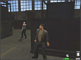 Po drugiej stronie powinieneś zauważyć zielony trójkącik, oznaczający koniec poziomu - Finding Rocky zadania 5-7 - Rozdział 7 - True Crime: Streets Of L.A. - poradnik do gry