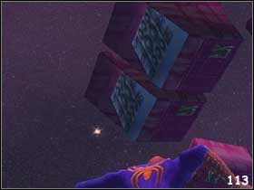 Mysterio po raz kolejny zaatakuje z powietrza, rzucając głazy w Twoją stronę - [Misja 5] Iluzje Mysterio cz.4 | Spider-Man 2 The Game - Spider-Man 2: The Game - poradnik do gry