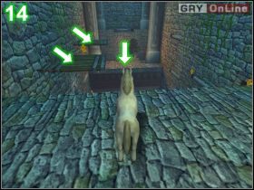 Odwróć się - z lewej wysuną się trzy platformy (trzy strzałki na obrazku [13] ) - [POZIOM 12] Donkey Escapes Prison cz.2 | Shrek 2 The Game - Shrek 2: The Game - poradnik do gry