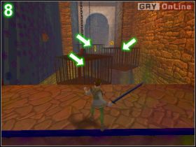 Po wskazanych przez strzałki na obrazku [7] okrągłych blokach dostań się na most - [POZIOM 14] Shrek Escapes Prison cz.1 | Shrek 2 The Game - Shrek 2: The Game - poradnik do gry