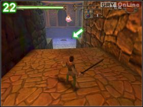 I znów czeka cię ten sam, trudny moment z kulami (wskazane trzema strzałkami na obrazku [21] ) - [POZIOM 14] Shrek Escapes Prison cz.2 | Shrek 2 The Game - Shrek 2: The Game - poradnik do gry