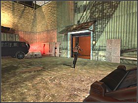 Zeskocz na ziemię - Scrap Yard (4) | Scena 2 | Catwoman - Catwoman - poradnik do gry