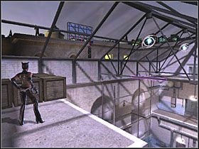 Rychło wyświetli się scenka, po której zaczniesz być ostrzeliwany przez wroga - Scene 83 (3) | Scena 4 | Catwoman - Catwoman - poradnik do gry