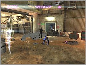 Niebawem wyjdziesz na zewnątrz, a tam będzie czekał na ciebie boss, niespecjalnie trudny, swoją drogą - Scene 83 (3) | Scena 4 | Catwoman - Catwoman - poradnik do gry