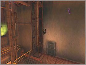 Wskocz na znajdujący się przed twoim nosem drąg i zeskocz na następny poniżej - Factory Perimeter (2) | Scena 5 | Catwoman - Catwoman - poradnik do gry