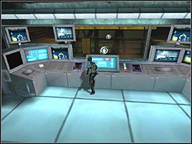 Teraz musisz uruchomić maszynerię w sąsiednim pomieszczeniu - Hedare Factory (1) | Scena 6 | Catwoman - Catwoman - poradnik do gry