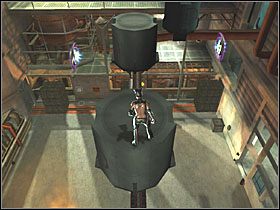 W pewnym momencie będziesz musieć przeskoczyć na sąsiednie pasmo - Hedare Factory (3) | Scena 6 | Catwoman - Catwoman - poradnik do gry