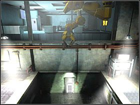 Teraz musisz, przy pomocy dwóch kontrolerów, utorować sobie dalszą drogę, kierując wielkim chwytakiem - Hedare Factory (4) | Scena 6 | Catwoman - Catwoman - poradnik do gry