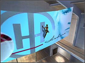 Tutaj chwyć się kolejnego drąga i zacznij skakać w stronę niebieskiej reklamy - Mansion Grounds (3) | Scena 7 | Catwoman - Catwoman - poradnik do gry