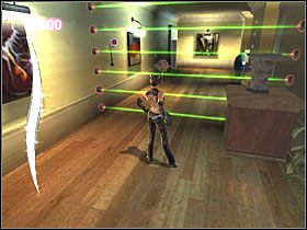 Po skończonej walce wróć, aby pociągnąć ponownie za wajchę, po czym przejdź przez otwarte drzwi - Mansion Interior (2) | Scena 8 | Catwoman - Catwoman - poradnik do gry