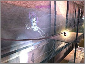 Wskocz i złap się siatki blisko czerwonej maszyny, a następnie zacznij kierować się ku górze, uważając na opary - Derelict Building (2) | Scena 9 | Catwoman - Catwoman - poradnik do gry