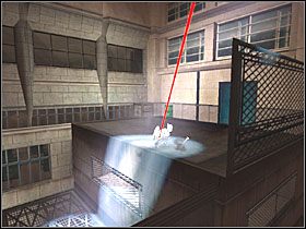 Kolejno wbiegnij po następnej ścianie i udaj się w stronę wejścia do budynku - Derelict Building (4) | Scena 9 | Catwoman - Catwoman - poradnik do gry