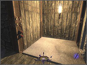 Przywołaj ją po czym zjedź na dół i uważając na strażnika podejdź drzwi na przeciwko wyjścia z windy - End of the Bloodline [Opis 4] | Misja 1 | Thief Deadly Shadows - Thief: Deadly Shadows - poradnik do gry