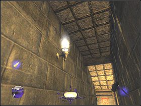 Twoje miejscem docelowym są drzwi nad którymi widnieje znak czerwonej ręki - Dzień pierwszy [Opis 5] | Miasto | Thief Deadly Shadows - Thief: Deadly Shadows - poradnik do gry