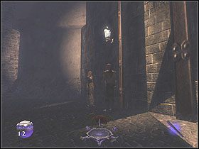 W jednym z piwnicznych okienek po lewej stronie znajdziesz wodną strzałę - Dzień trzeci [Opis 5] | Miasto | Thief Deadly Shadows - Thief: Deadly Shadows - poradnik do gry