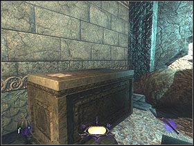 Skręć następnie w prawo, a dotrzesz do wielkiej sali w której znajduje się patrolujący ją szczur oraz dwójka Pogan - The Sunken Citadel [Opis 3] | Misja 5 | Thief Deadly Shadows - Thief: Deadly Shadows - poradnik do gry