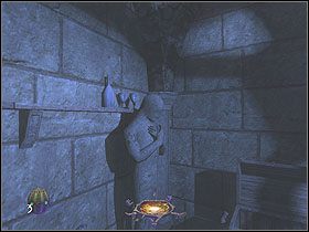 Tam znajdziesz leżący na stole złoty puchar (75, 87%) oraz dwa srebrne świeczniki (2x 50, 89%) leżące pod i nad stołem, jak również srebrny świecznik(50, 90%), leżący na taborecie obok łóżka i jaspisowy pierścień (50, 91%) ukryty na szafce nieopodal - Of Bretren... and Byetrayers [Opis 5] | Misja 7 - Thief: Deadly Shadows - poradnik do gry