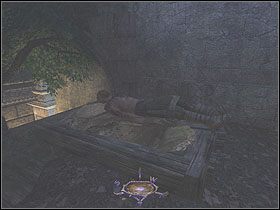 Obok jego łóżka znajdziesz kamień (50) oraz miskę (100) - Dzień siódmy [Opis 2] | Miasto - Thief: Deadly Shadows - poradnik do gry