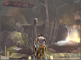 Chcąc ugasić ogień przesuwamy bryłę tak, aby trąciła zbiornik z wodą, który skutecznie zalewa płomienie - [Poziom 9] cz.4 - The Suffering - poradnik do gry