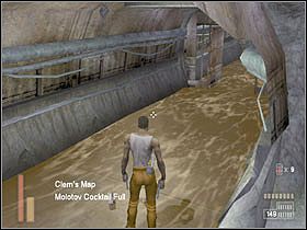 Wychodzimy na pokład statku, skąd przeskakujemy na ląd i wchodzimy do rury z wodą - [Poziom 13] cz.2 - The Suffering - poradnik do gry