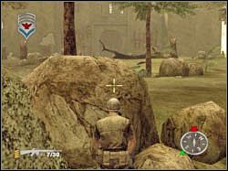 W czasie, gdy reszta zespołu będzie zajęta otwartą walką z siłami wroga, ty skieruj się prawo i zaskocz przeciwników pilnujących bramy - Fort Assault (3) | Misja 03 | ShellShock Nam 67 - ShellShock: Nam 67 - poradnik do gry