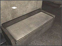 Ponownie udaj się w prawym kierunku - Pokój 302 (3) | Etap 1 w Silent Hill 4 The Room - Silent Hill 4: The Room - poradnik do gry