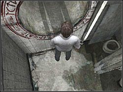 Teraz wróć się do damskiej łazienki i ponownie skorzystaj z dziury w ścianie - Podziemne przejście (3) | Etap 2 w Silent Hill 4 The Room - Silent Hill 4: The Room - poradnik do gry