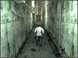 Po rozpoczęciu etapu udaj się alejką przed siebie - Świat budynków (1) | Etap 5 w Silent Hill 4 The Room - Silent Hill 4: The Room - poradnik do gry