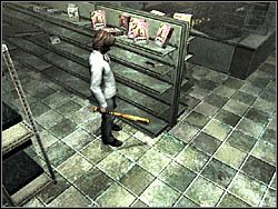 Najpierw rozpraw się tutaj z wszystkimi przeciwnikami - psami i nietoperzami - Świat budynków (2) | Etap 5 w Silent Hill 4 The Room - Silent Hill 4: The Room - poradnik do gry