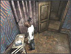Wyjdź na korytarz i udaj się do apartamentu 106 - Świat apartamentów (2) | Etap 6 w Silent Hill 4 The Room - Silent Hill 4: The Room - poradnik do gry