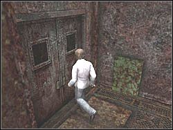Teraz wejdź po schodach na drugie piętro i skorzystaj z pierwszych podwójnych drzwi - Świat apartamentów (3) | Etap 6 w Silent Hill 4 The Room - Silent Hill 4: The Room - poradnik do gry
