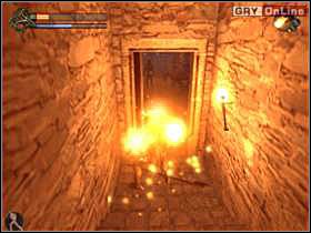 Na dole w małej sali znajdzie się mnóstwo przeciwników, kilku zombie i dwóch rycerzy (z halabardą i buławą) - 06 - Opuszczone Miasto II cz.1 - Shade: Gniew Aniołów - poradnik do gry