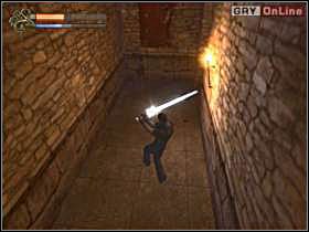 Naprzeciwko schodów jest korytarz - 08 - Ruiny zamku II cz.1 - Shade: Gniew Aniołów - poradnik do gry