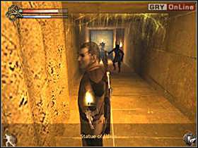 Biegnij tam i najpierw przekręć cokół z głową, by kraty po prawej otworzyły się - 16 - Świątynia Seta II cz.3 - Shade: Gniew Aniołów - poradnik do gry