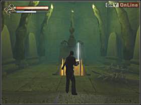 Idź przez most do drzwi pokazanych na lewym obrazku - 17 - Żywiciel Serket cz.1 - Shade: Gniew Aniołów - poradnik do gry