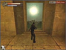 Włóż trzy części serca anioła w posągi, a potem włóż miecz w cokół na środku (lewy obrazek) - 24 - Portal - Shade: Gniew Aniołów - poradnik do gry