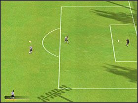 2 - Strzał po ziemi | Klawiszologia | FIFA Football 2005 - FIFA Football 2005 - poradnik do gry