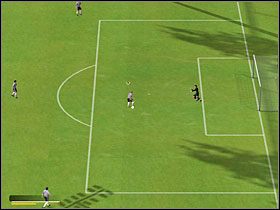 2 - Markowanie strzału | Klawiszologia | FIFA Football 2005 - FIFA Football 2005 - poradnik do gry