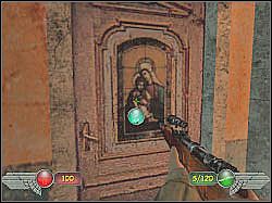 Pozbądź się stojącego przy ołtarzu przeciwnika (ciekawe skąd się tu pojawił :-)), a następnie skorzystaj z widocznych na screenie drzwi - Katedra (2) | Misja 9 | Mortyr 2 For Ever - Mortyr 2: For Ever - poradnik do gry