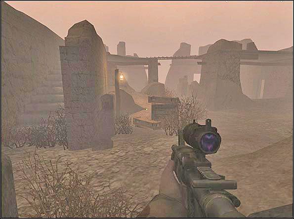 Tuż przed Tobą znajduje się środkowy obiekt misji - skrzynia ze singerem - Assault East (2) | SF Sandstorm | Americas Army Special Forces - Americas Army: Special Forces - poradnik do gry